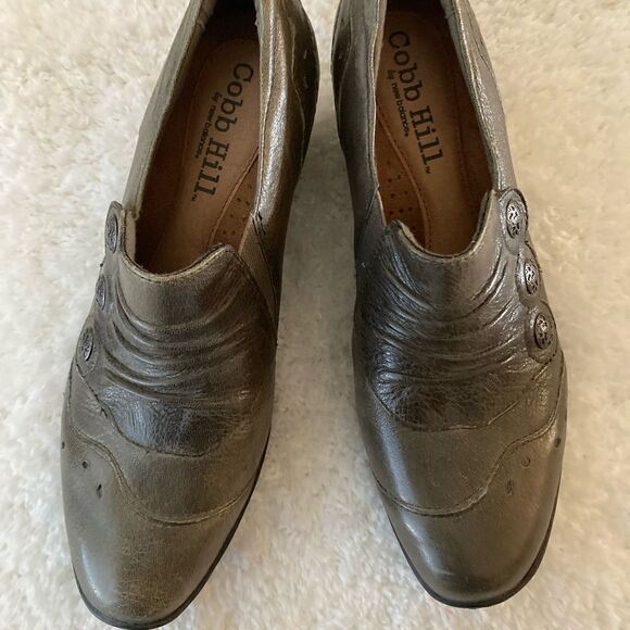 Cobb Hill Tannish Green Heels - Picture 9 of 9